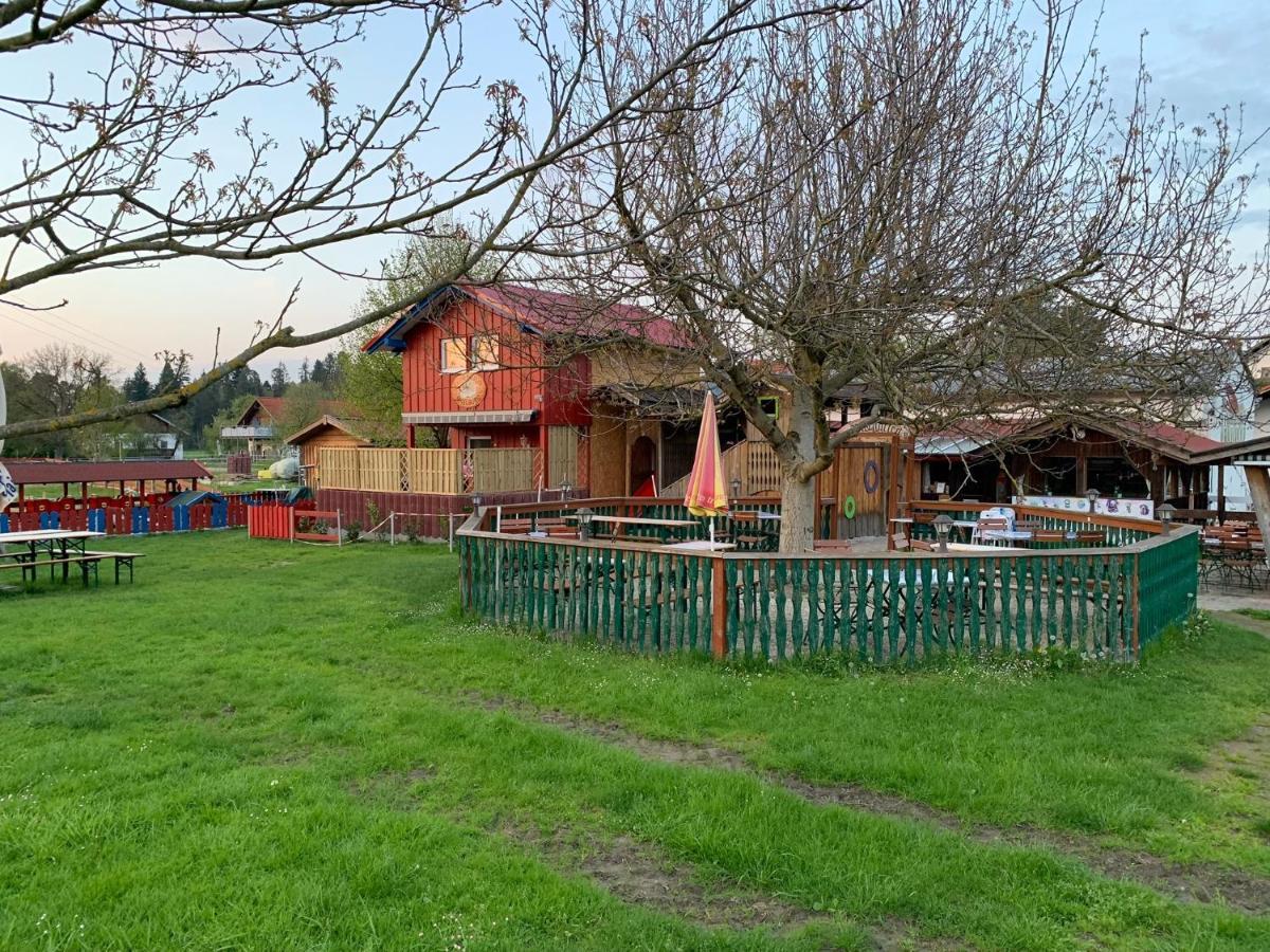 Ferienhaus Spielburg อัลเทิตทิง ภายนอก รูปภาพ