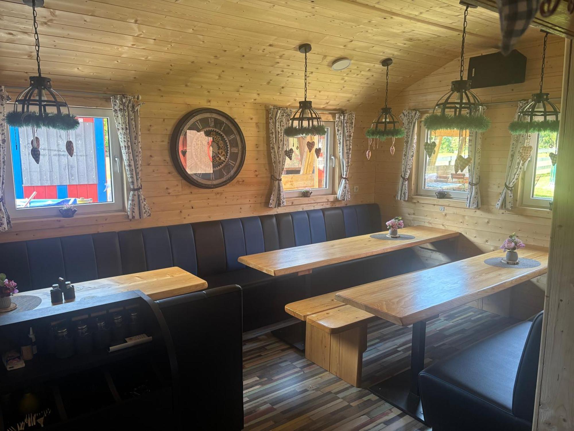 Ferienhaus Spielburg อัลเทิตทิง ภายนอก รูปภาพ